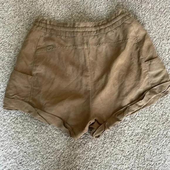 Aritzia | Wilfred Linnen Blend Shorts - Picture 6 of 11